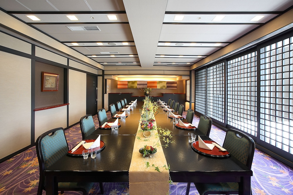 Meitetsu Grand Hotel 40/50