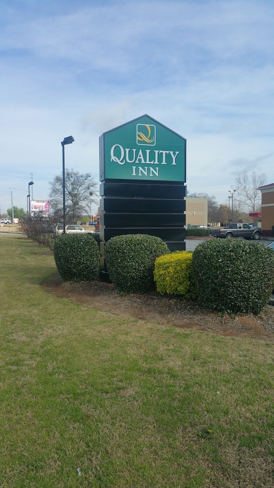Quality Inn Loganville US Highway 78 6/31