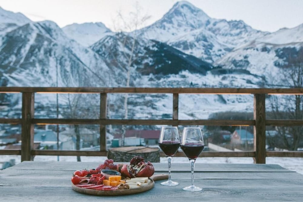 Intourist Kazbegi 43/51