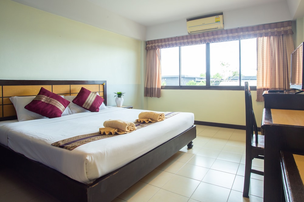 Ariya Inn Chiang Rai 24/70