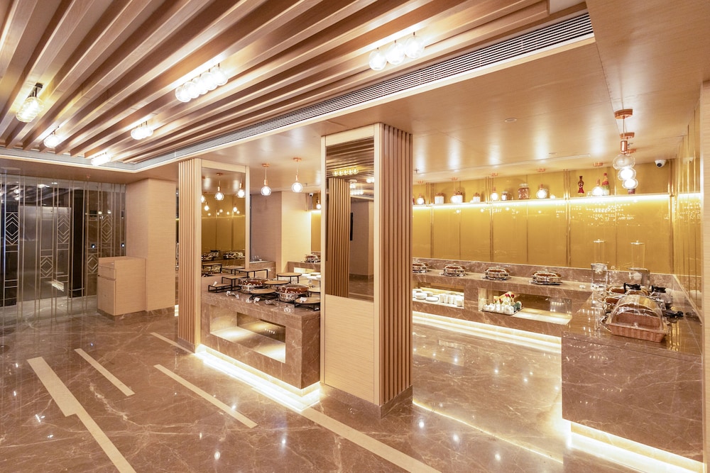 Golden Tulip Bhopal 24/50