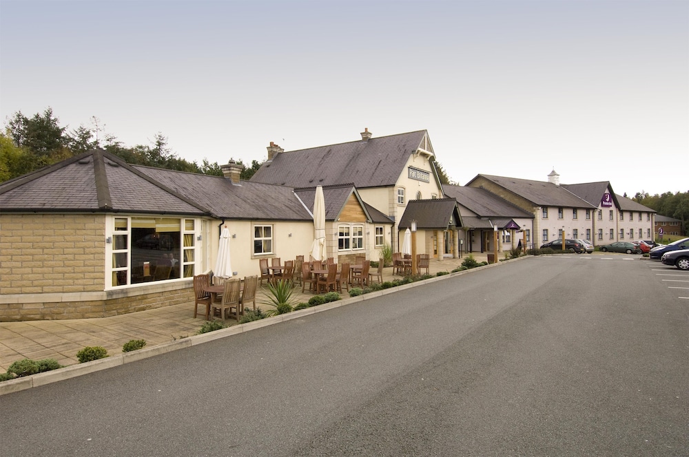 Premier Inn Bangor Gwynedd North Wales 26/31
