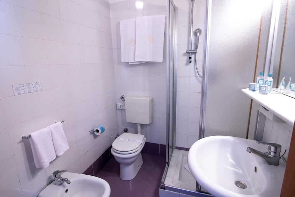 Hotel Vittoria 32/36