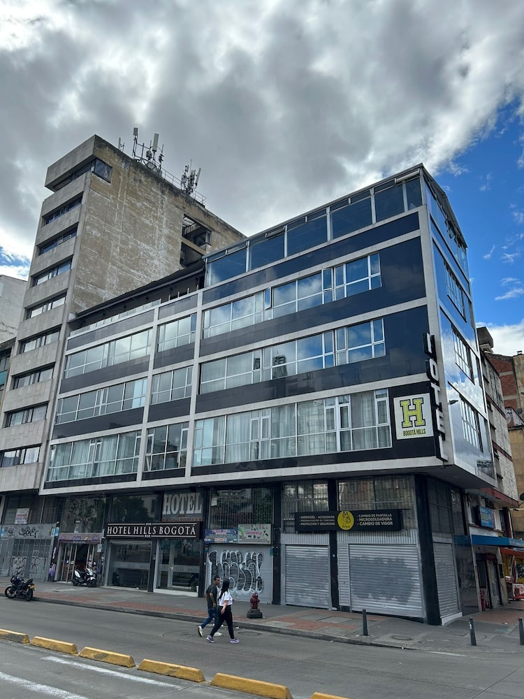 Ayenda 1077 Bogota Hills 46/52