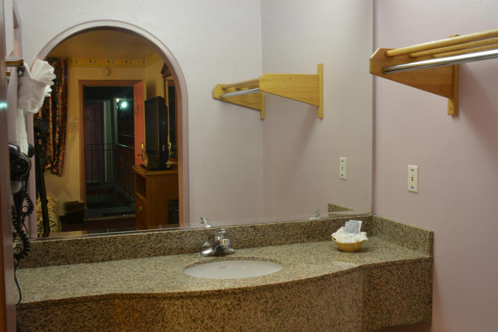 Room, King Bed