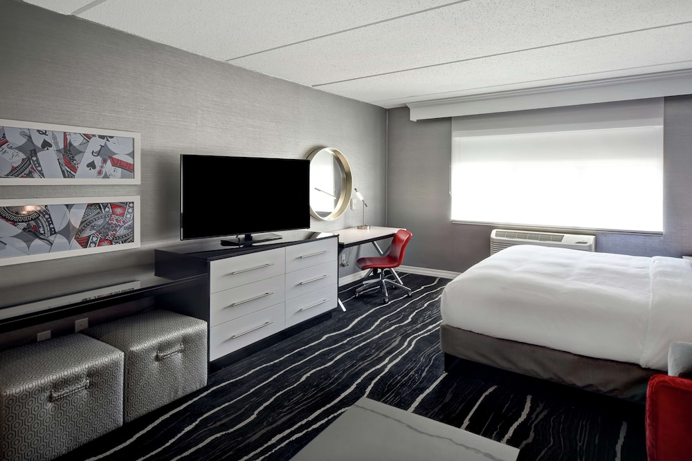 Doubletree By Hilton Deadwood At Cadillac Jack S 22/52
