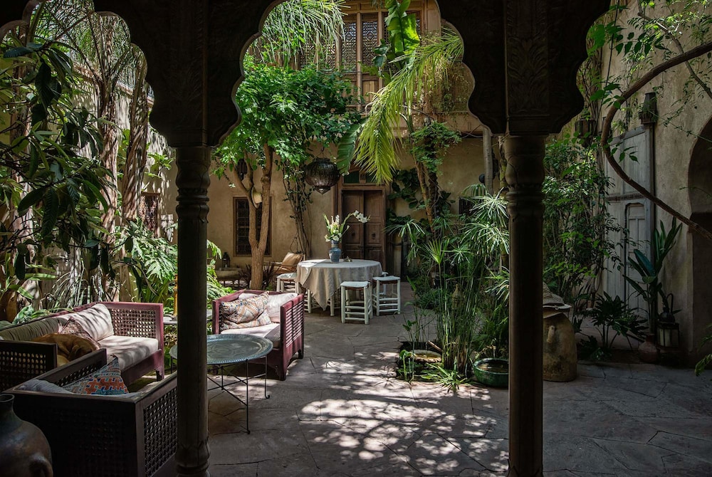 Riad Kbour & Chou 44/50