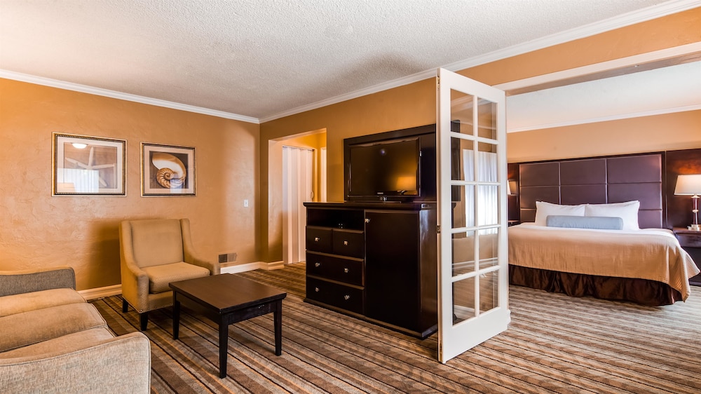 Best Western Carmel S Town House Lodge 18/40