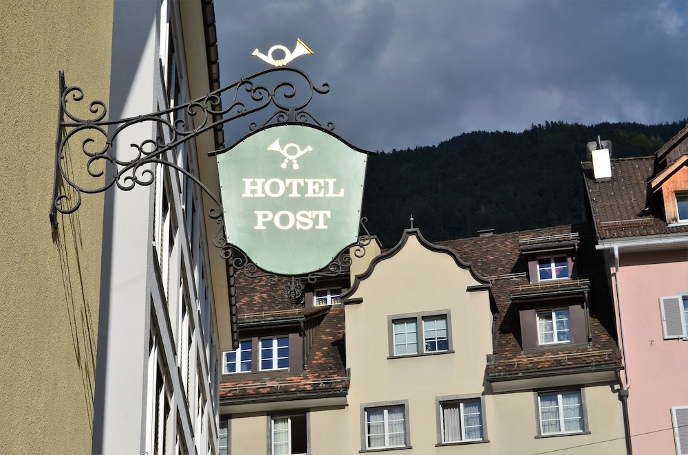 Central Hotel Post 1/57