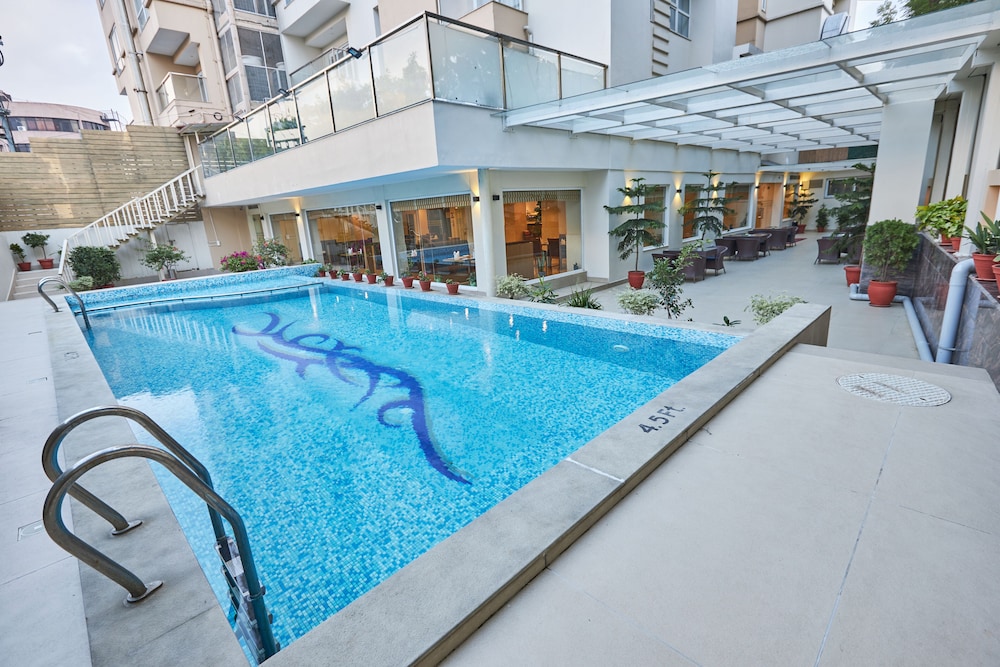 Hotel Crowne Imperial in KATHMANDU