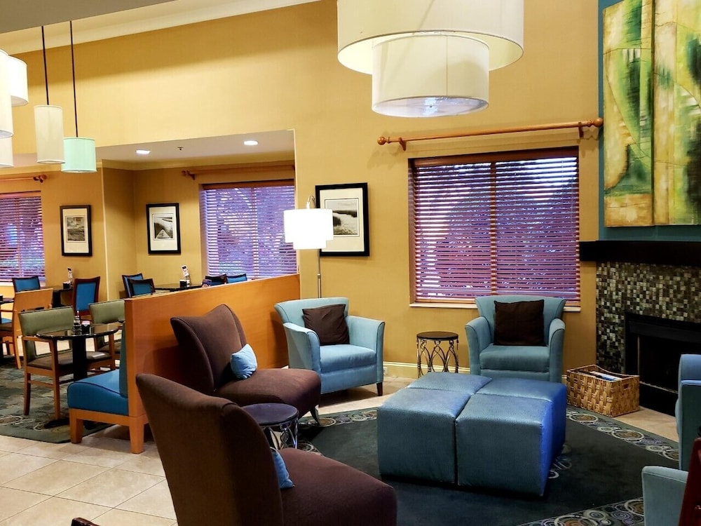 Holiday Inn Express Bluffton At Hilton Head Area 53/80