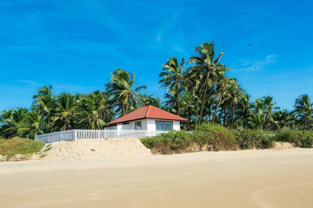 Niraamaya Private Residences, Goa 39/43