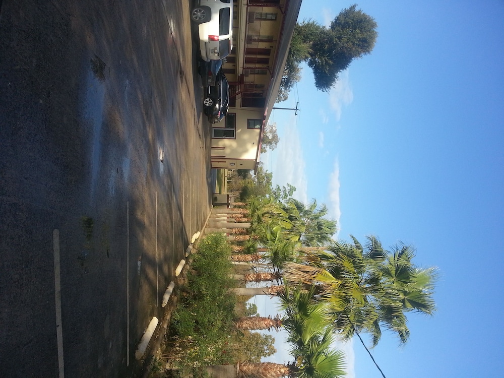 Southmore Boulevard Motel 25/25