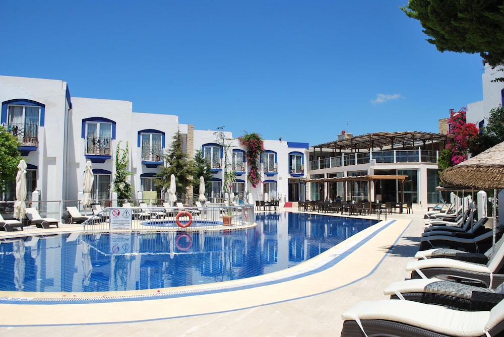 Serpina Hotel - Adults Only 62/68