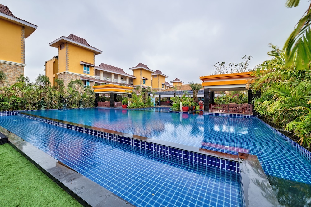 MAYFAIR Lake Resort, Atal Nagar, Raipur in Arang