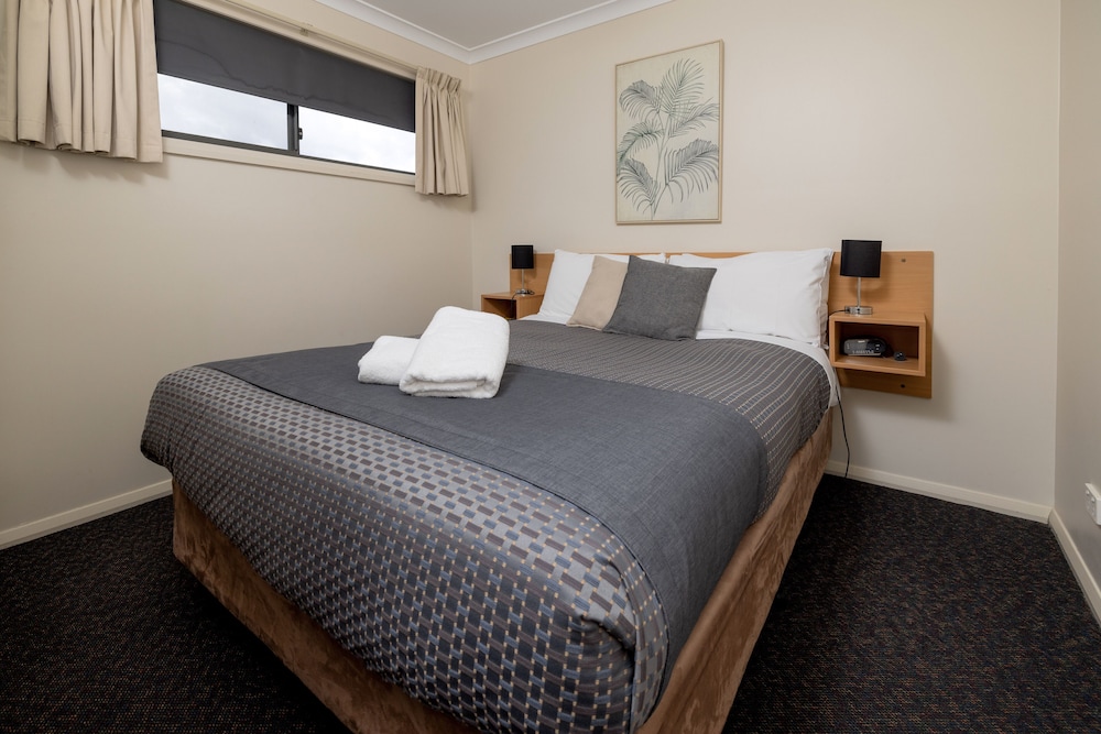 BIG4 Hobart Airport Tourist Park Hotel 20/48