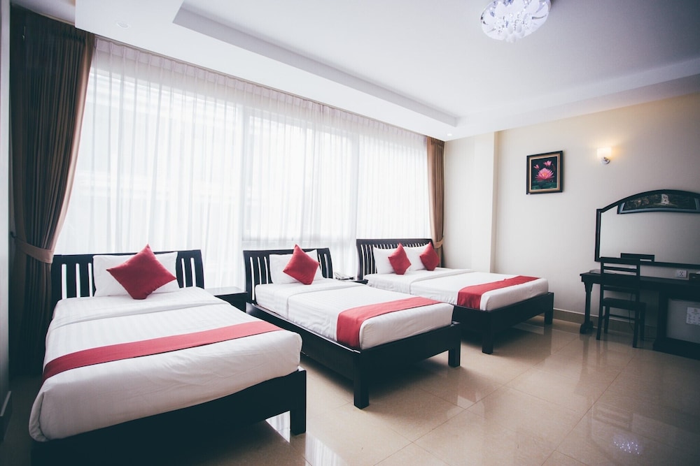 Chheng Residence 24/69