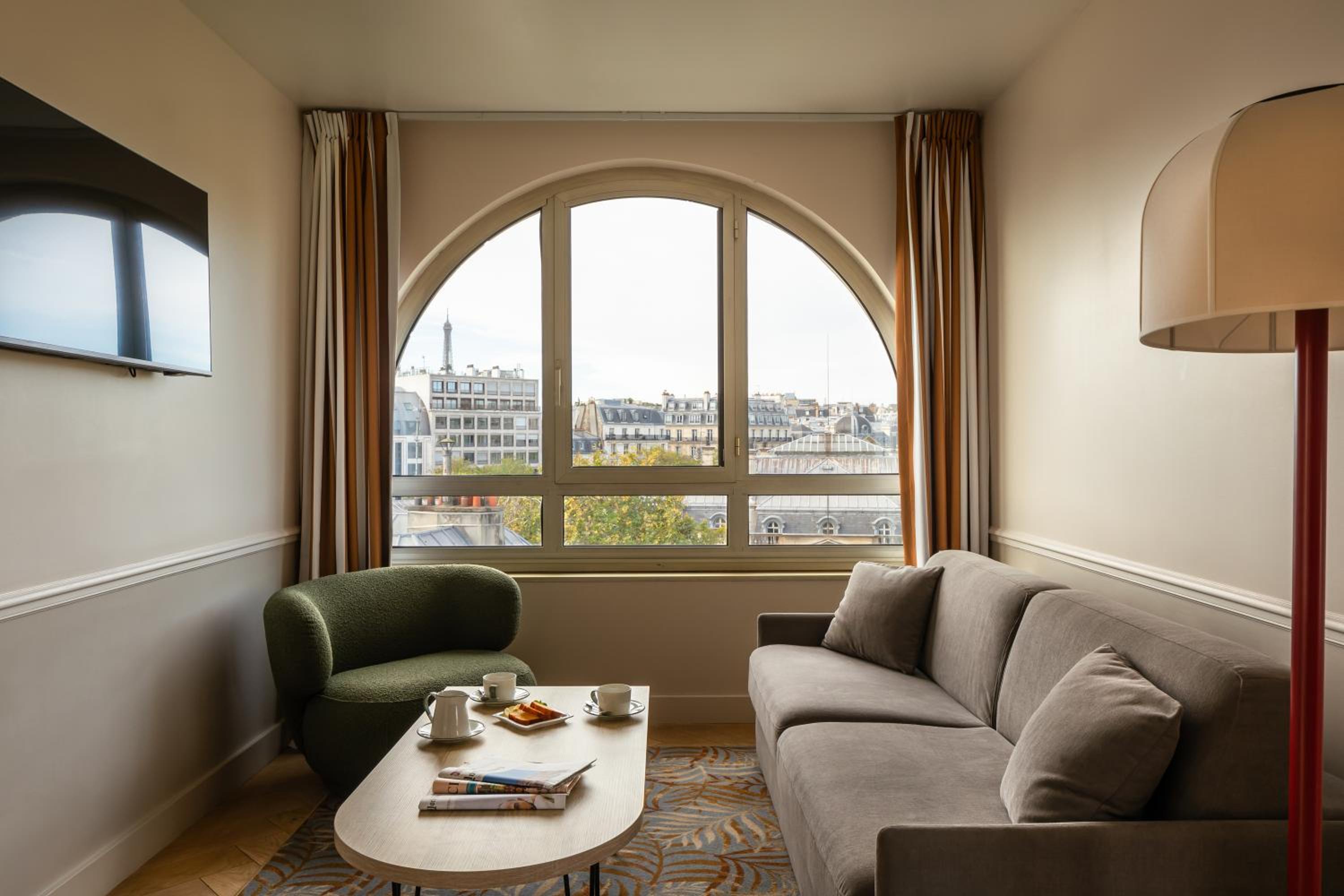 Junior Suite, Eiffel View, Terrace