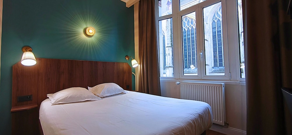 Saint Maurice Hotel 32/62