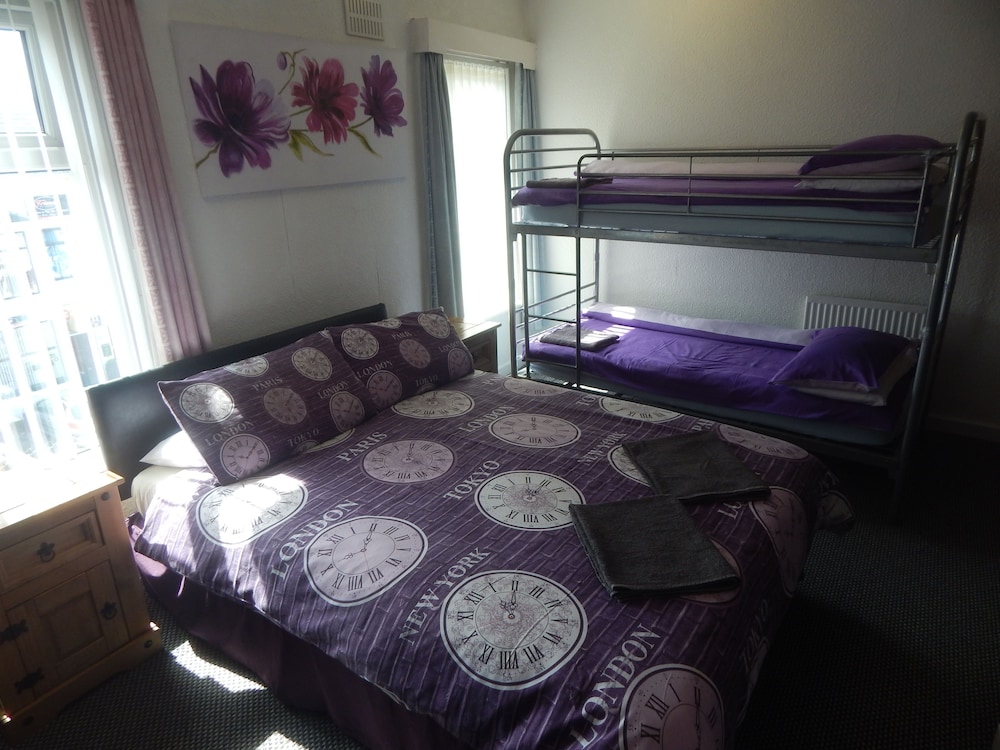 Llanryan Guest House 16/39
