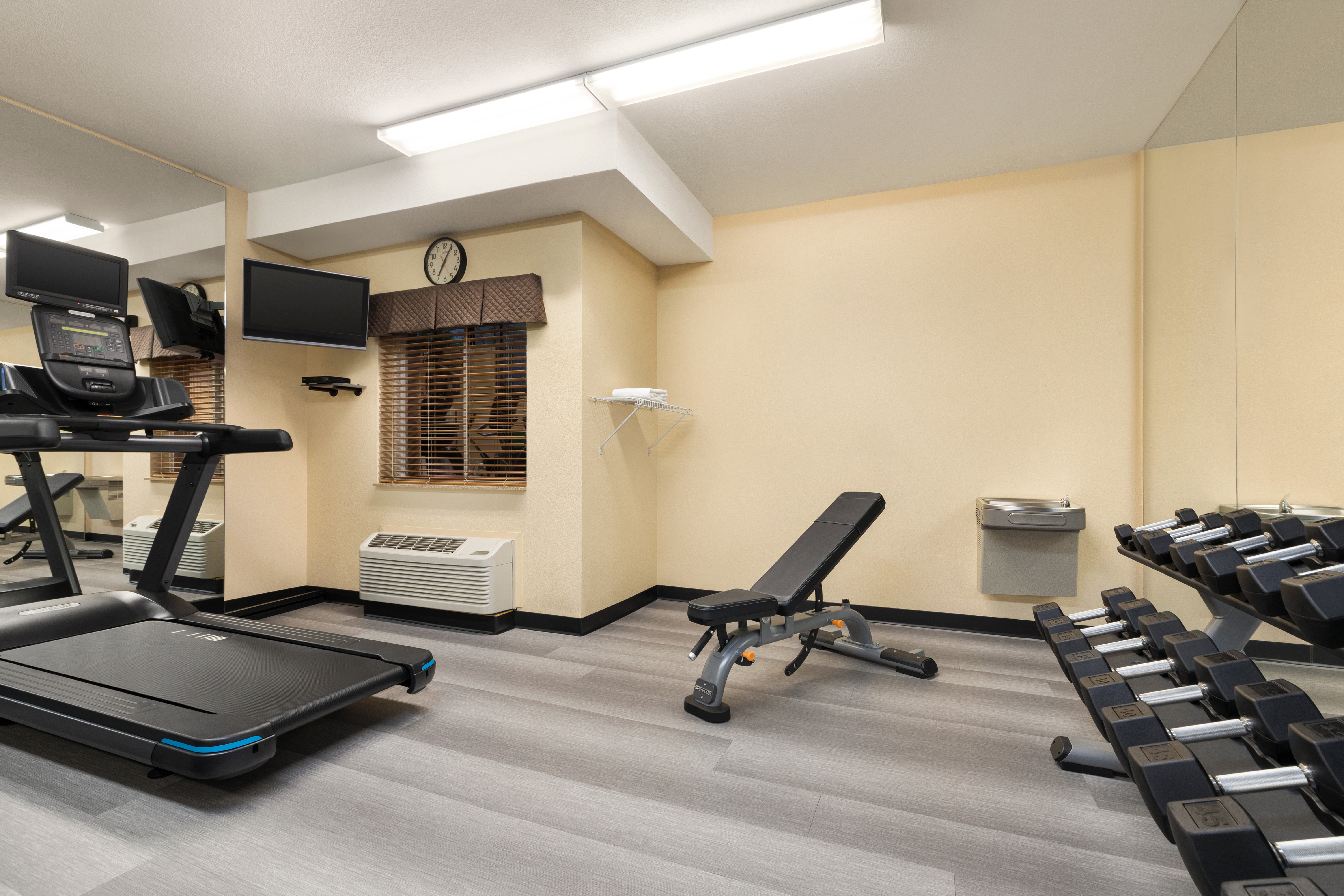 CANDLEWOOD SUITES AUGUSTA 13/24