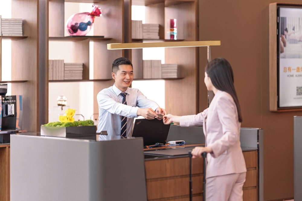 Pagoda Hotel Chongqing Incity HuaLongQiao Station 9/80