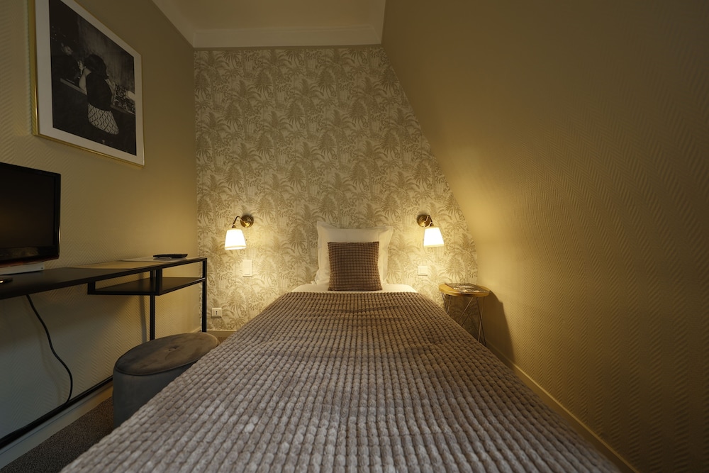 Azur Reims Hotel 38/59