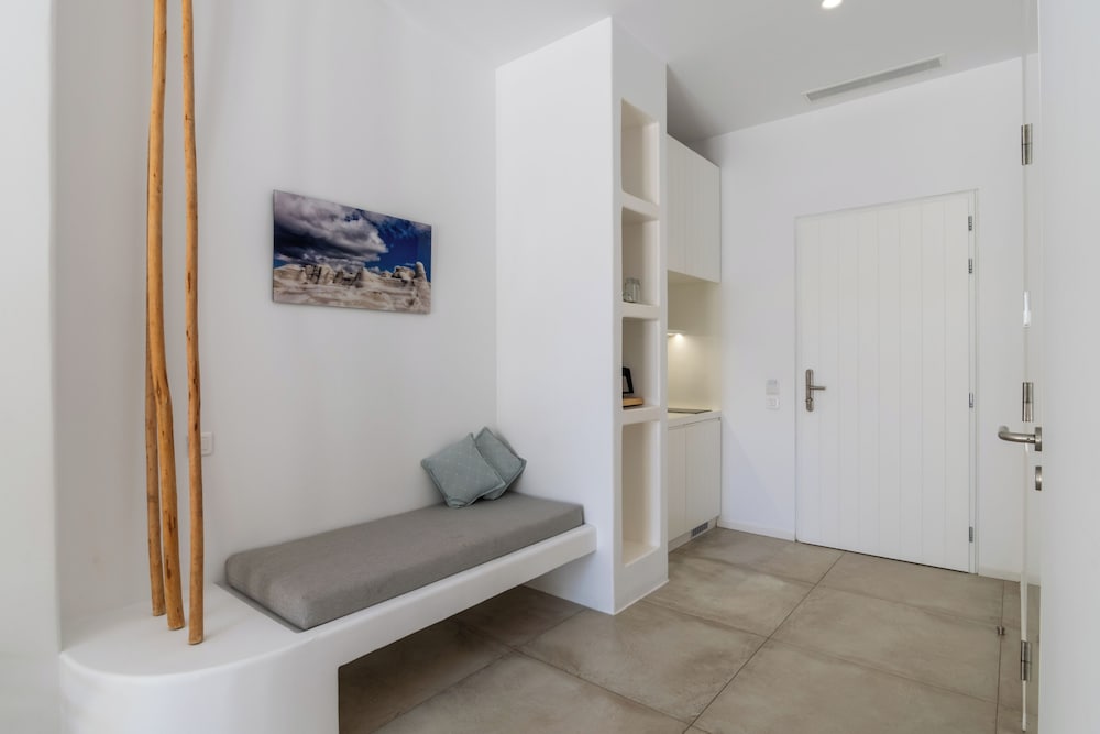 Arco Solium Suites 32/48