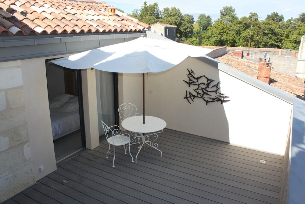 La Maison Odeia 15/30
