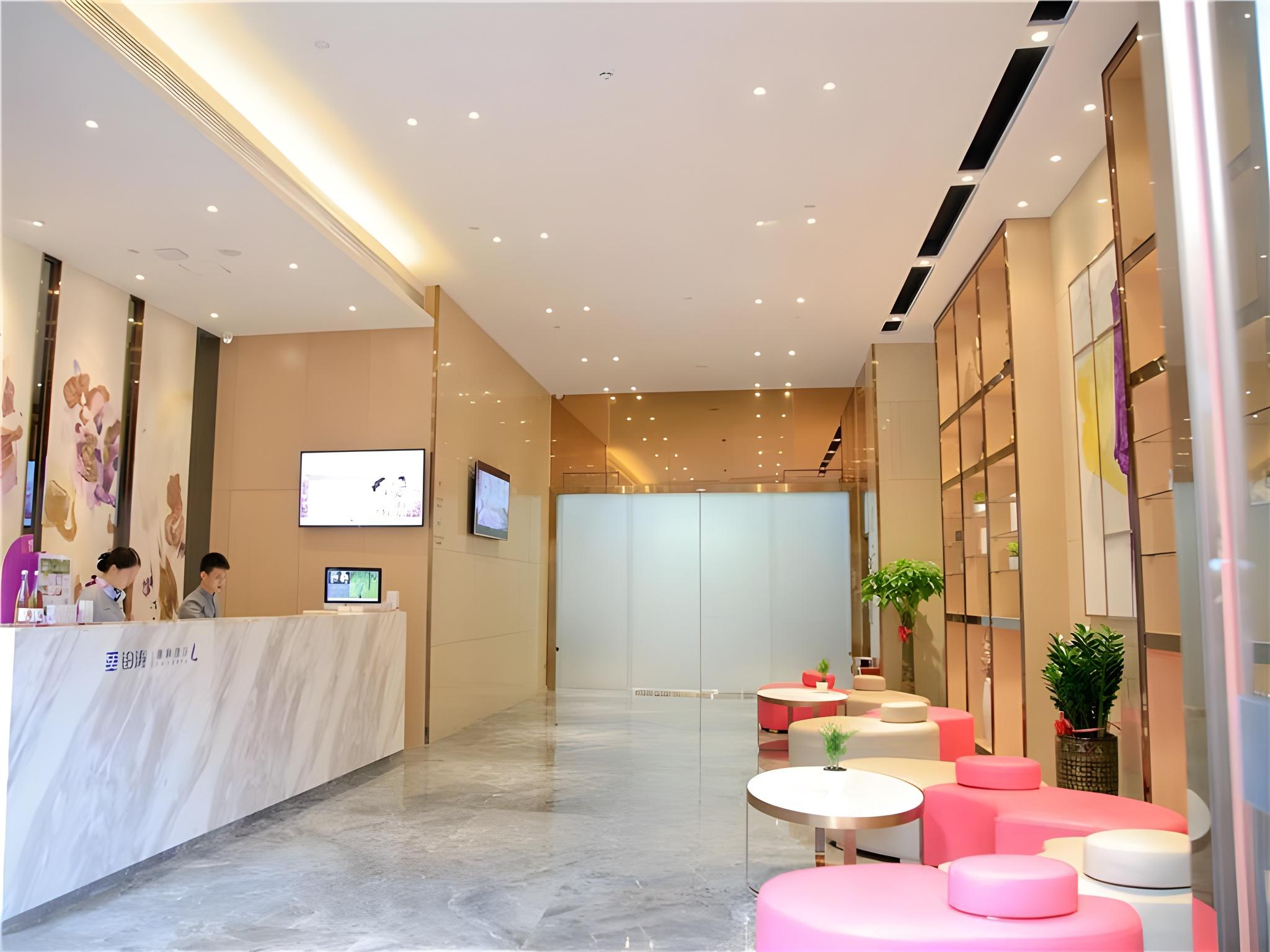 Lavande Hotel (Shenzhen Longgang Henggang Metro Station) 10/53