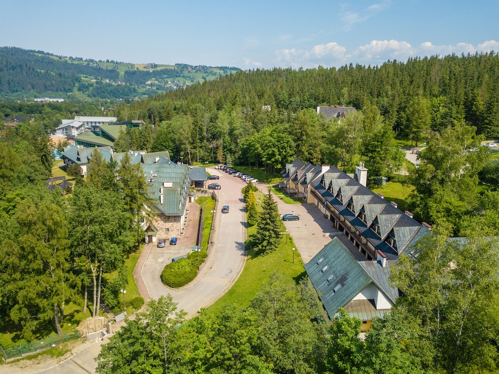 Pensjonaty Antalowka-Polskie Tatry S.A. 45/50