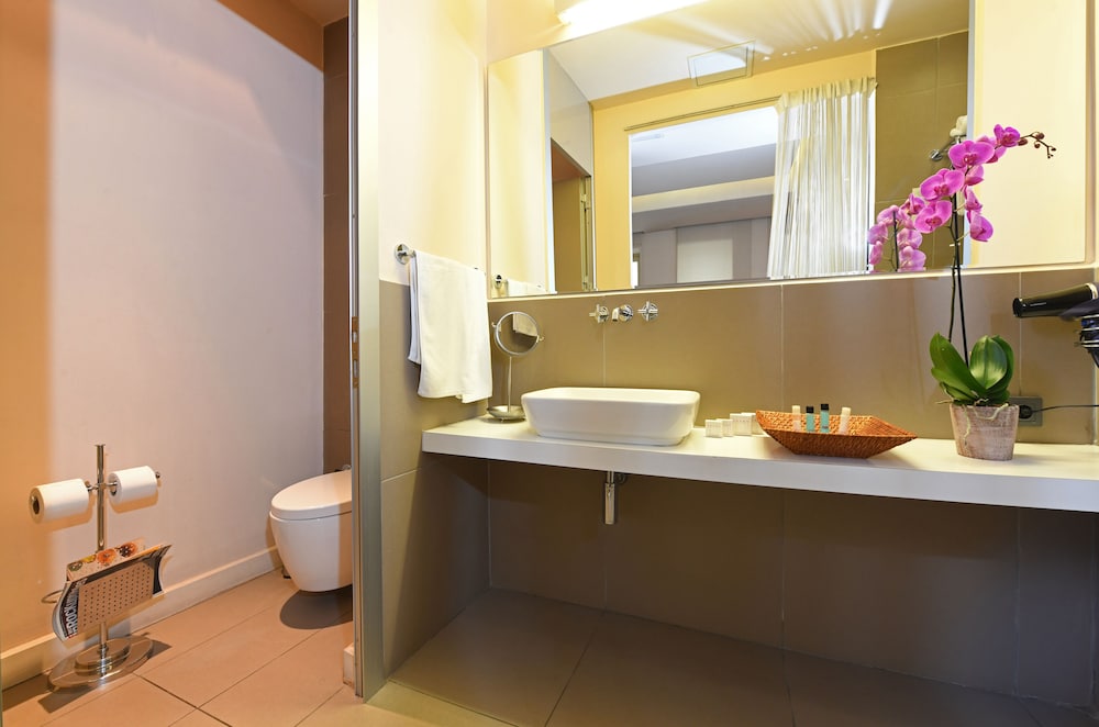 Ansen Suites 46/50