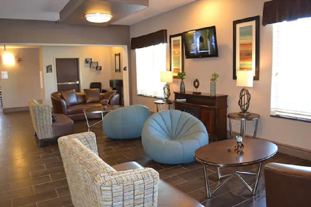 Red River Inn And Suites 30/44