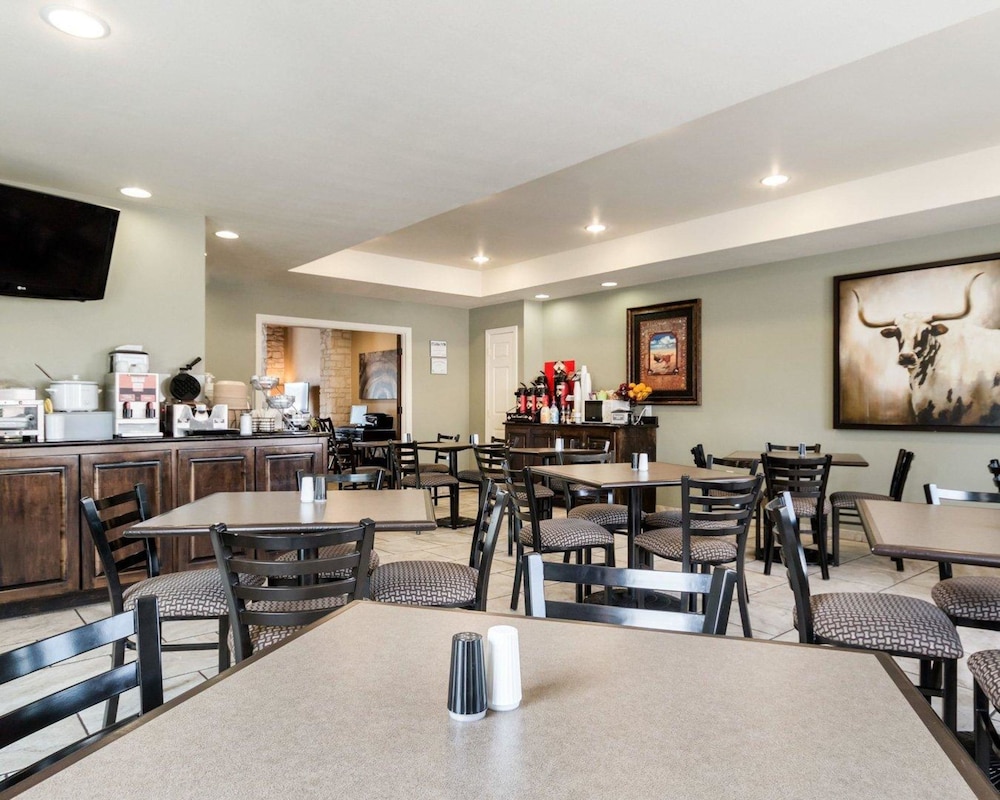 Motel6 Junction, TX - Llano River 43/60