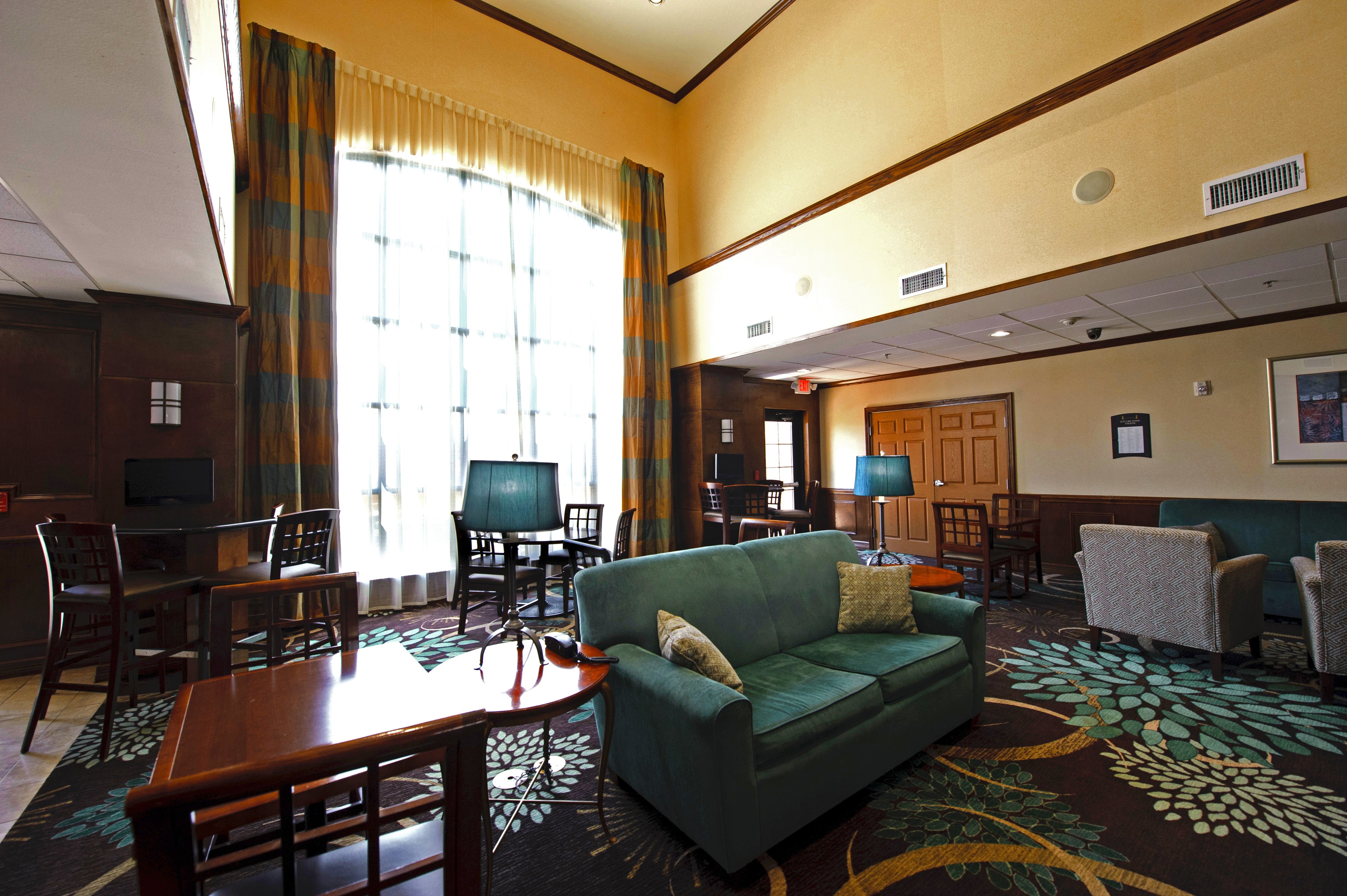 Staybridge Suites Corpus Christi 32/68