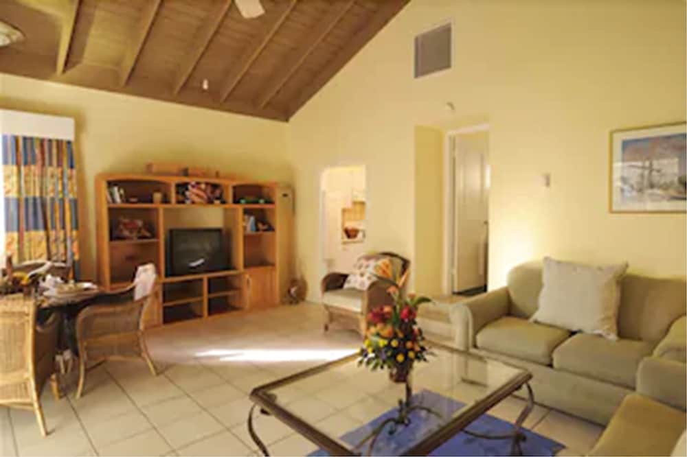 Bay View Suites Paradise Island 38/54