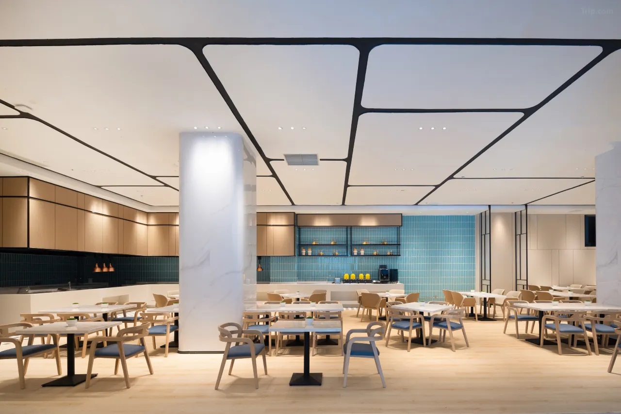 Novotel Jiaxing Port Area 25/37