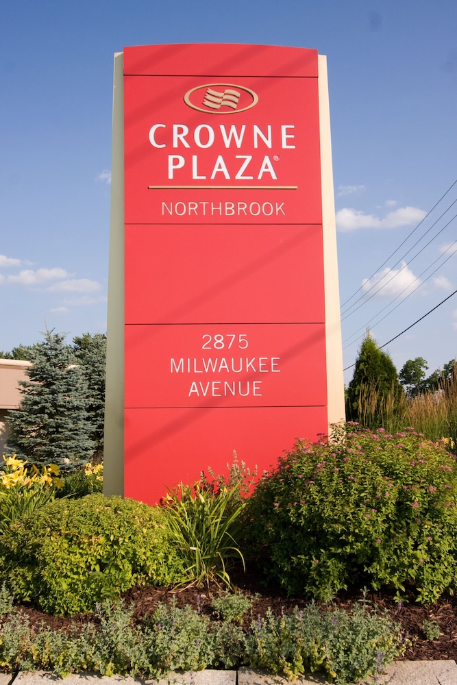 Crowne Plaza Chicago Northbrook 3/66