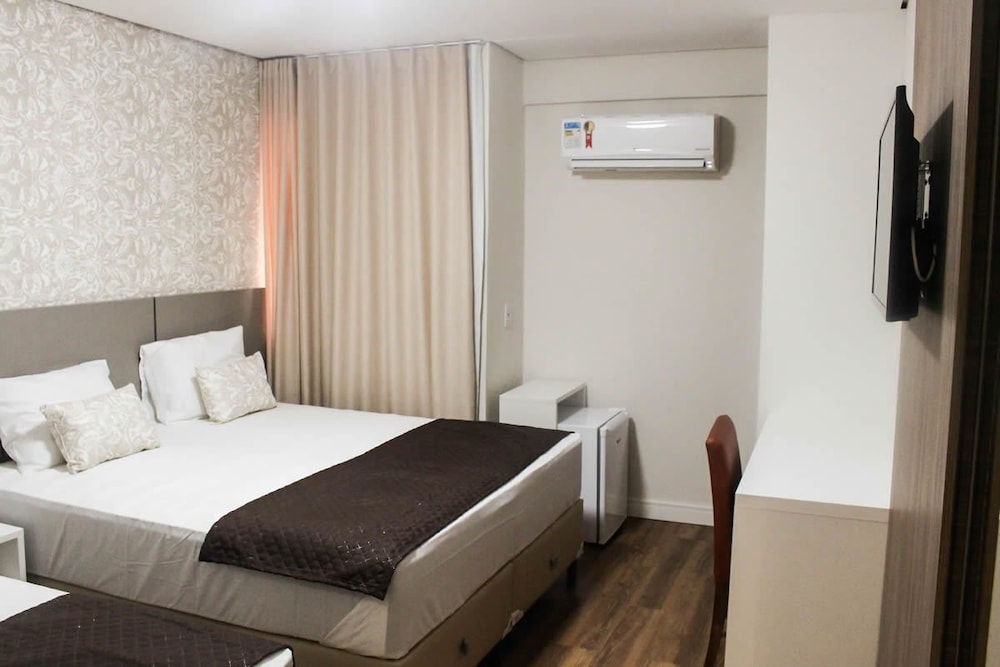 Hotel Caju de Ouro 8/45