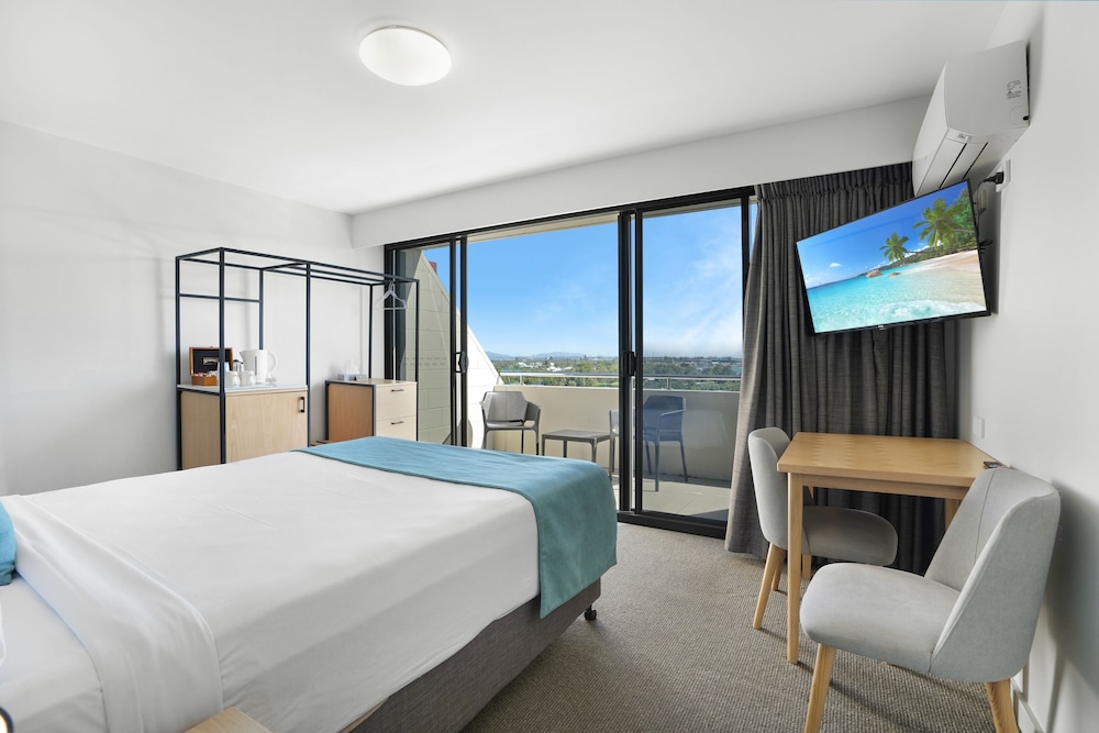 Gladstone Reef Hotel Motel 14/50