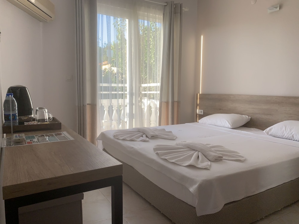 Kaizen Gate Hotel 6/50