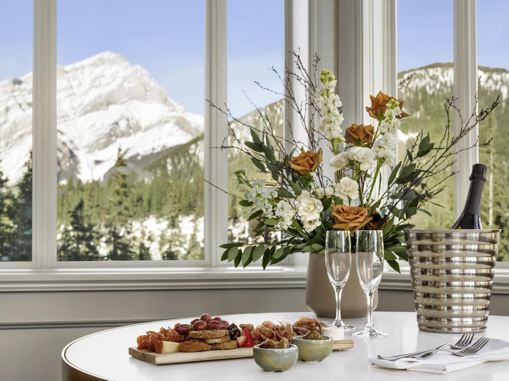 Fairmont Banff Springs 32/50