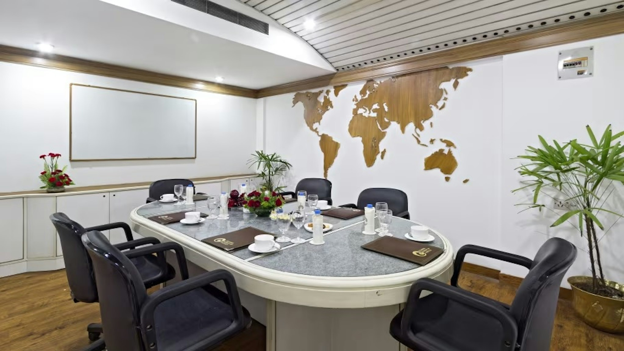 Clarks Avadh, Lucknow 43/49