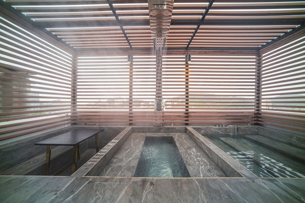 Yeon Hwa Moon Hotel 23/49