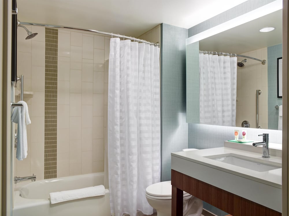 Hyatt Place Arlington/Courthouse Plaza 41/46