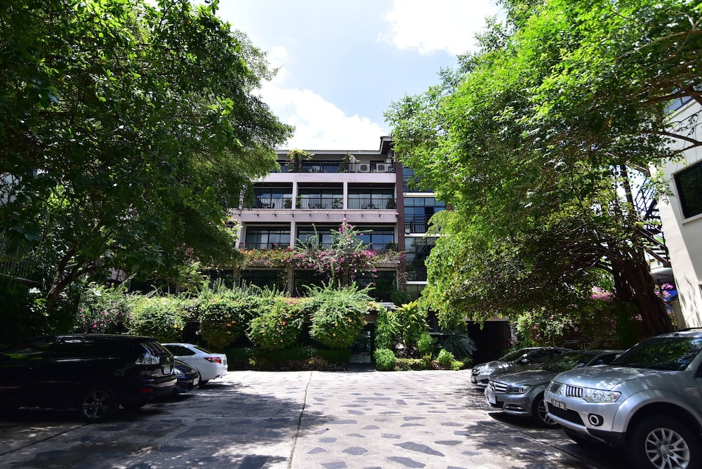 Wungnoy Hotel 57/66