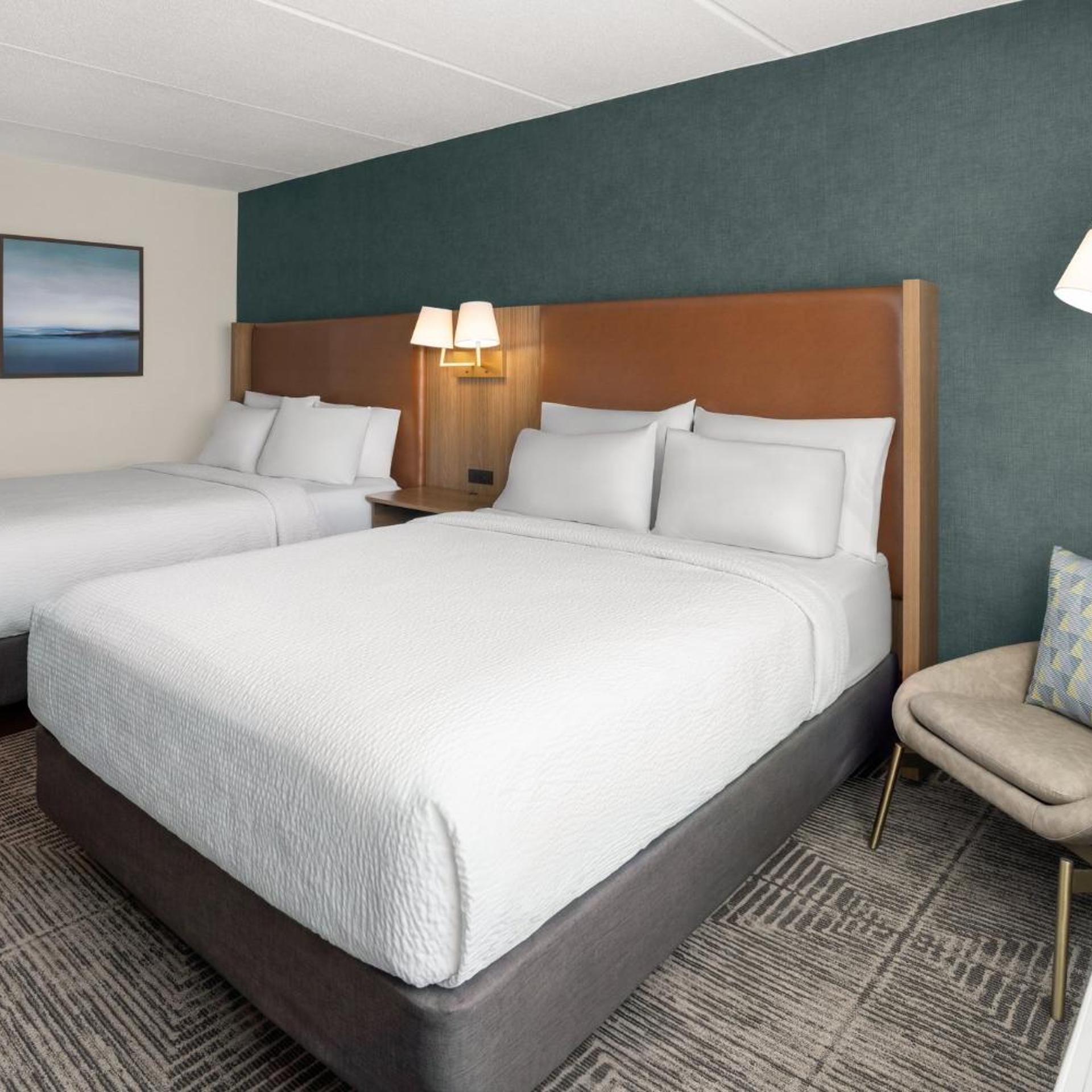 Room, 2 Queen Beds, Pool Side
