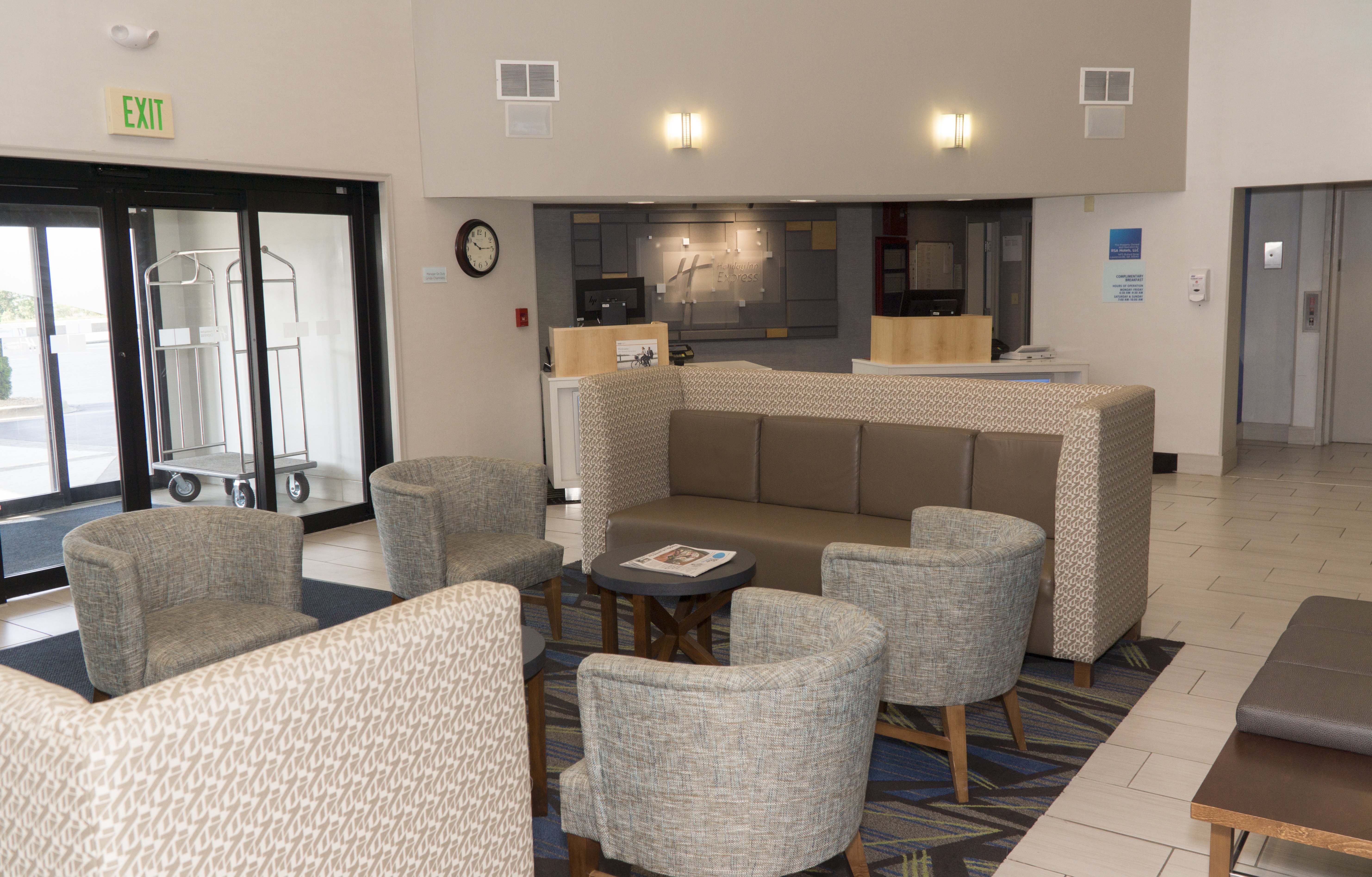 Holiday Inn Express Hotel & Suites Madison 46/60