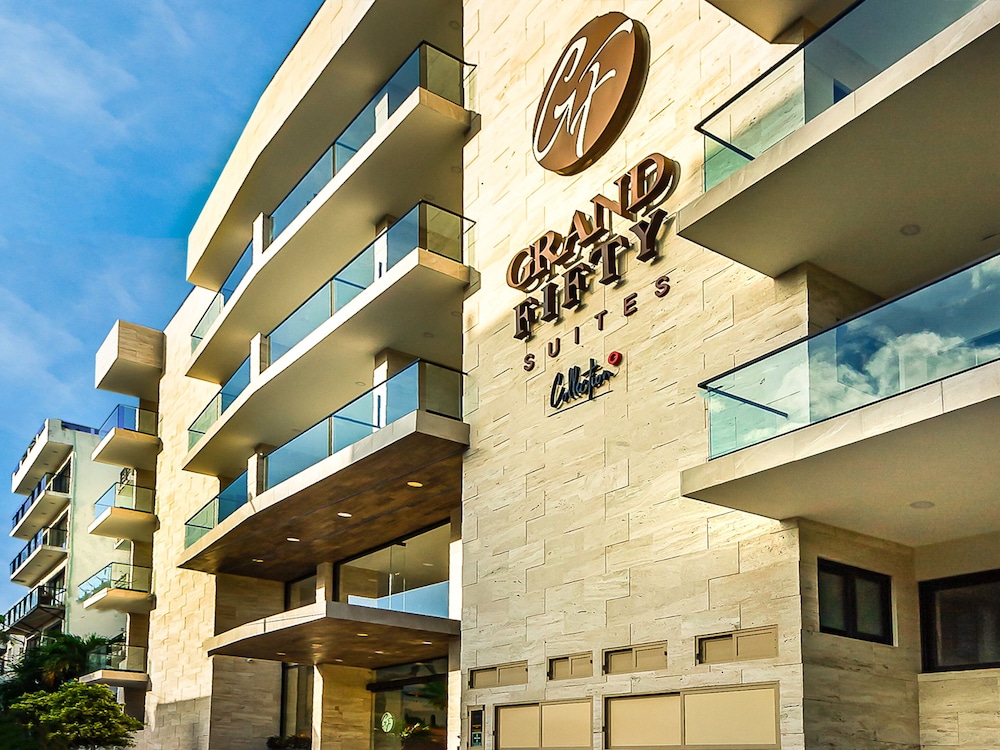 Grand Fifty Suites 6/65