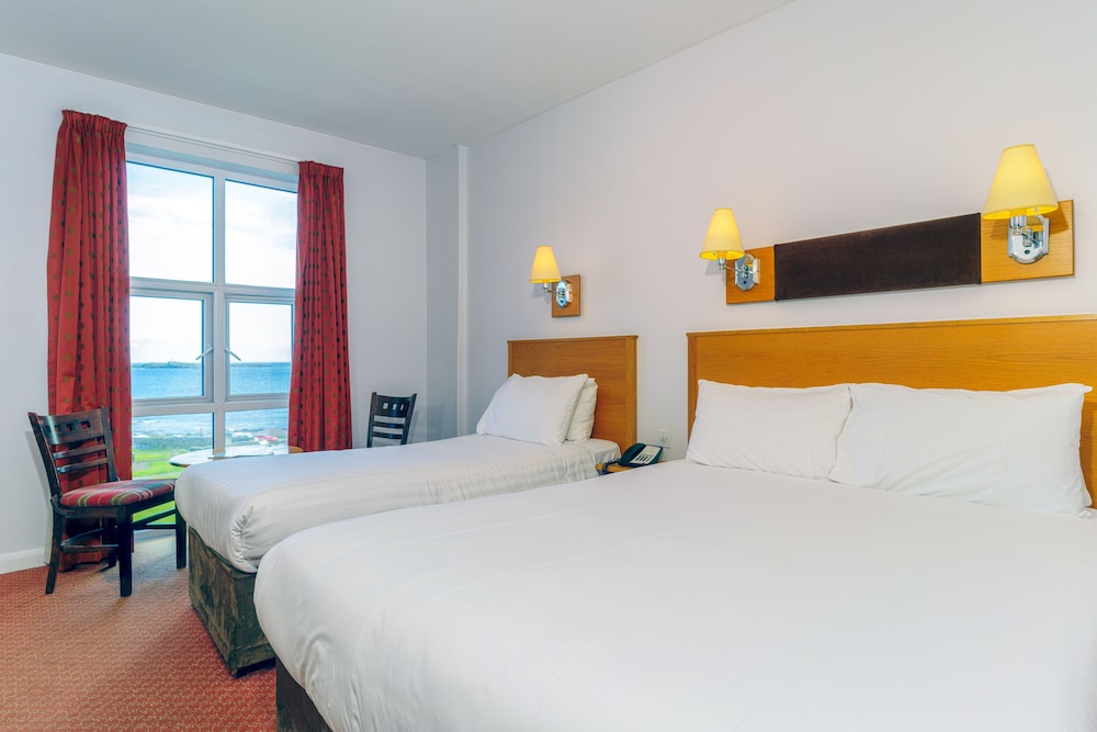 Portrush Atlantic Hotel 31/92
